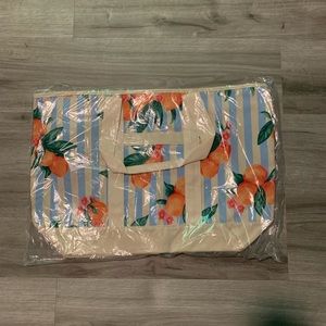 🎉HP🎉 New Tote Bag Light Blue Stripes with Peaches Print